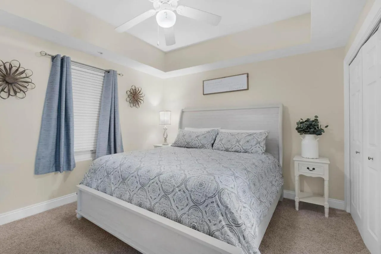 Calypso 1-203 East Apartment Panama City Beach